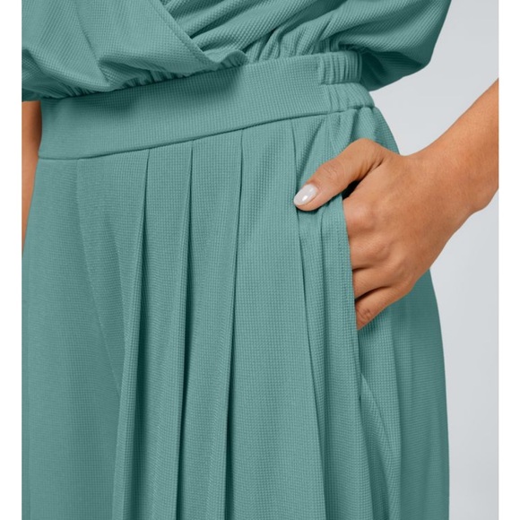 NWT Halara jumpsuit - Picture 5 of 10